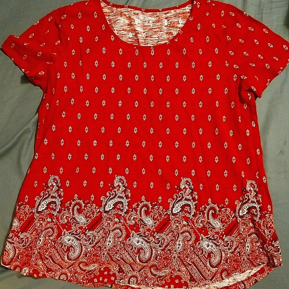 Kim Rogers Tops - Kim Rogers Women's Short Sleeve Red & White Paisley Print Blouse Sz. Large